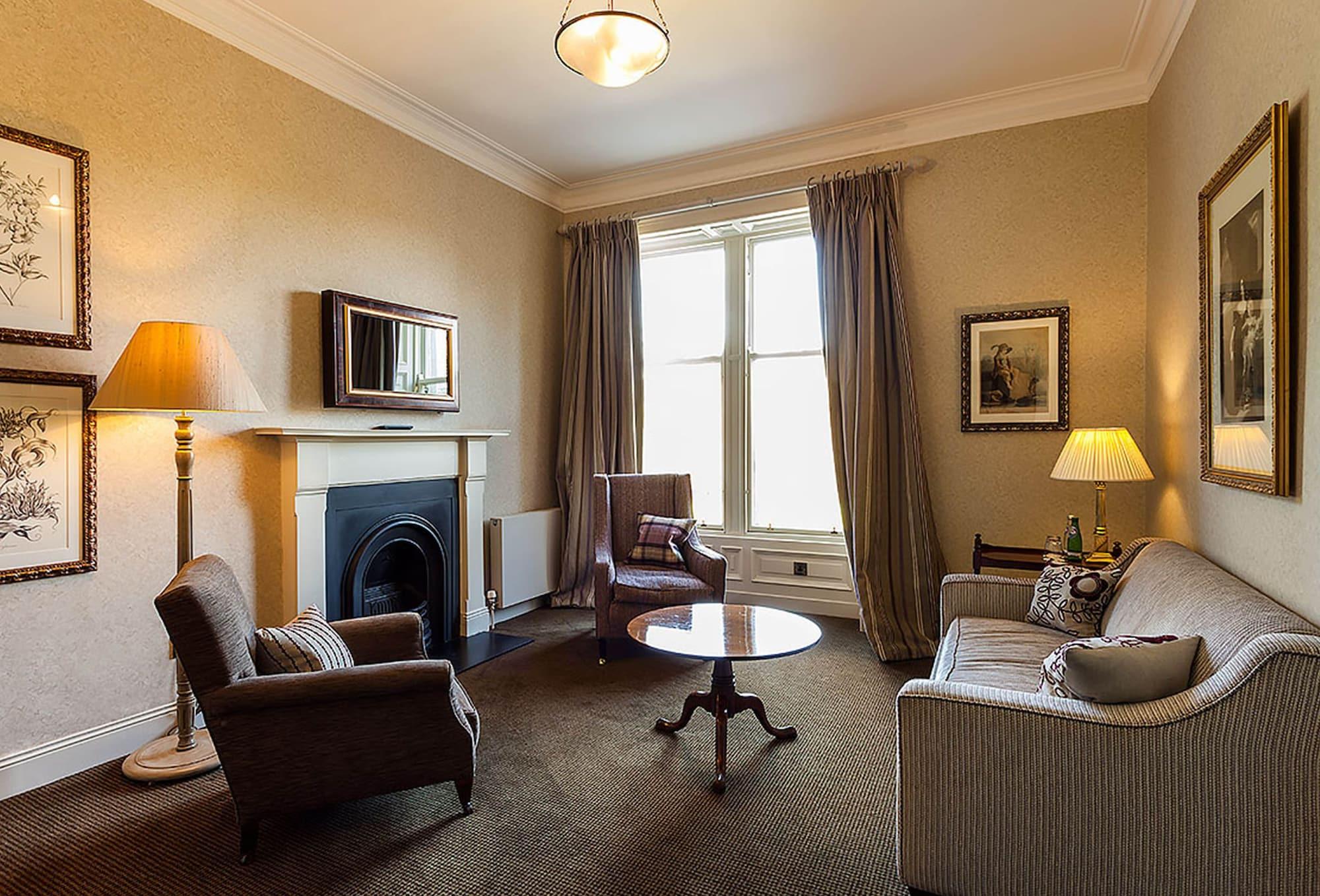 Cromlix Hotel Kinbuck Ngoại thất bức ảnh