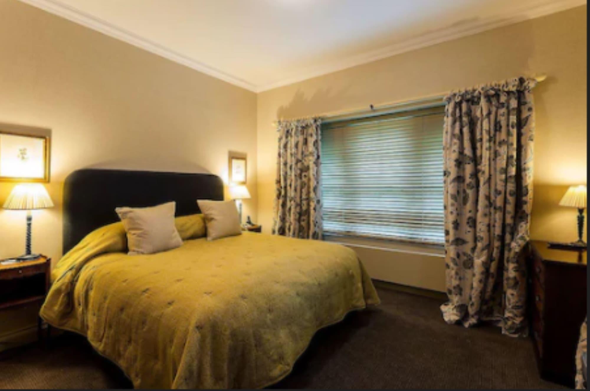 Cromlix Hotel Kinbuck Ngoại thất bức ảnh